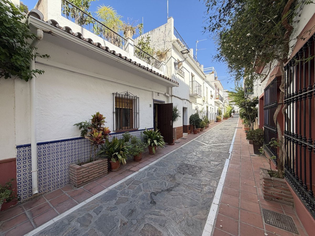 4 Bed Townhouse in Marbella