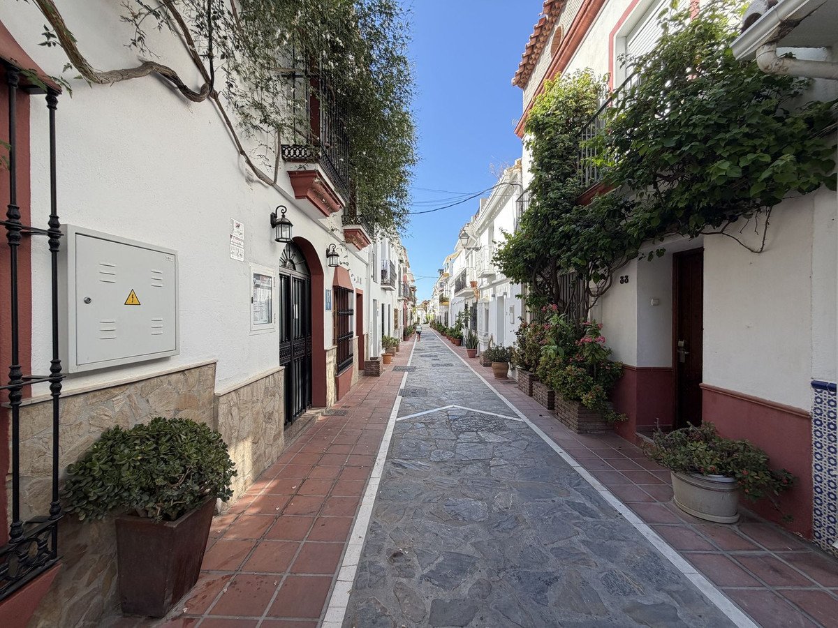 4 Bed Townhouse in Marbella