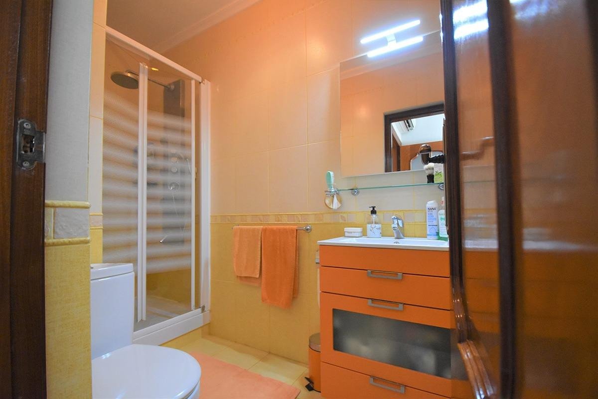 5 Bed Detached Villa in Rojales
