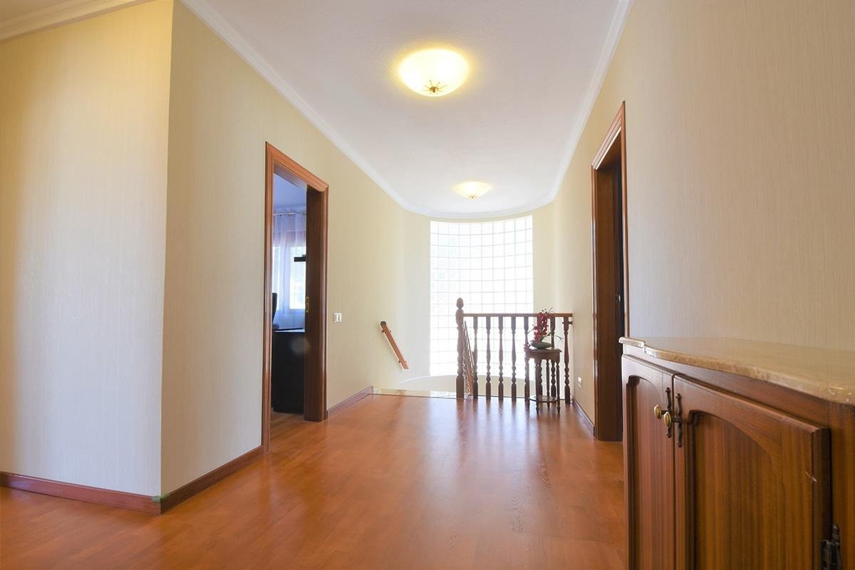 5 Bed Detached Villa in Rojales
