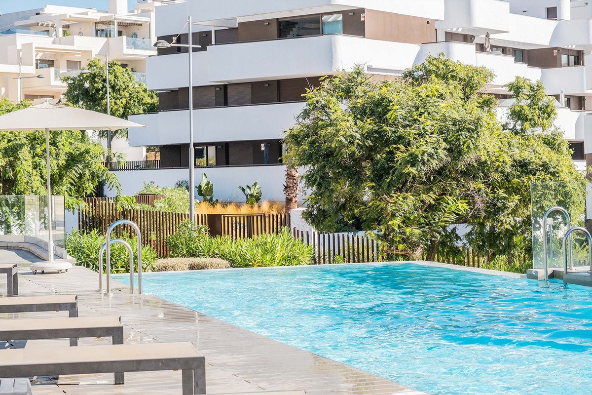 2 Bed Ground Floor Apartment in Estepona