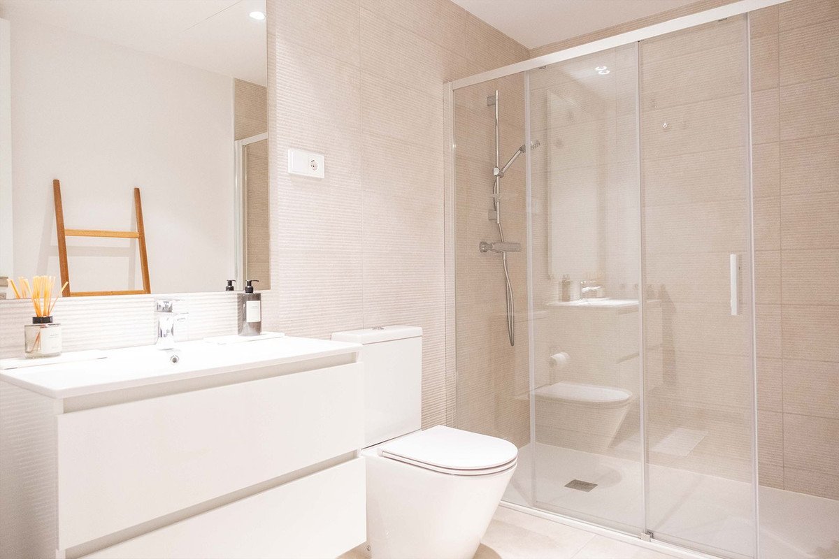 2 Bed Ground Floor Apartment in Estepona