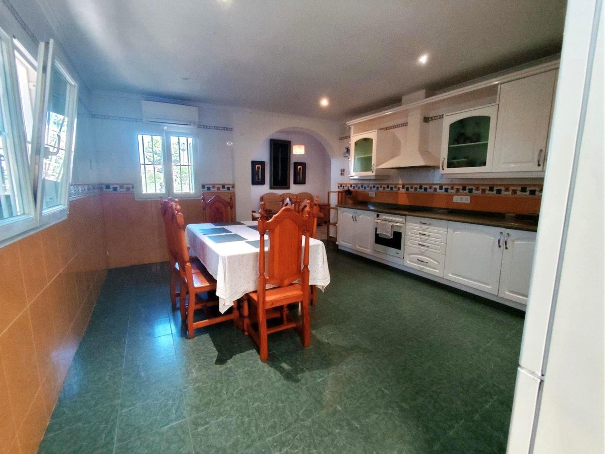 3 Bed Detached Villa in Cabo Roig