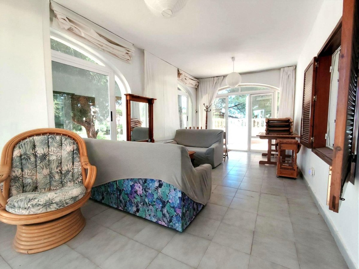 3 Bed Detached Villa in Cabo Roig