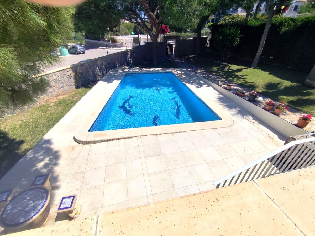 3 Bed Detached Villa in Cabo Roig