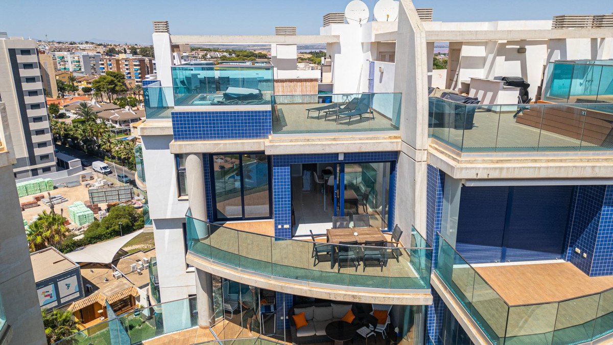 3 Bed Penthouse in Punta Prima