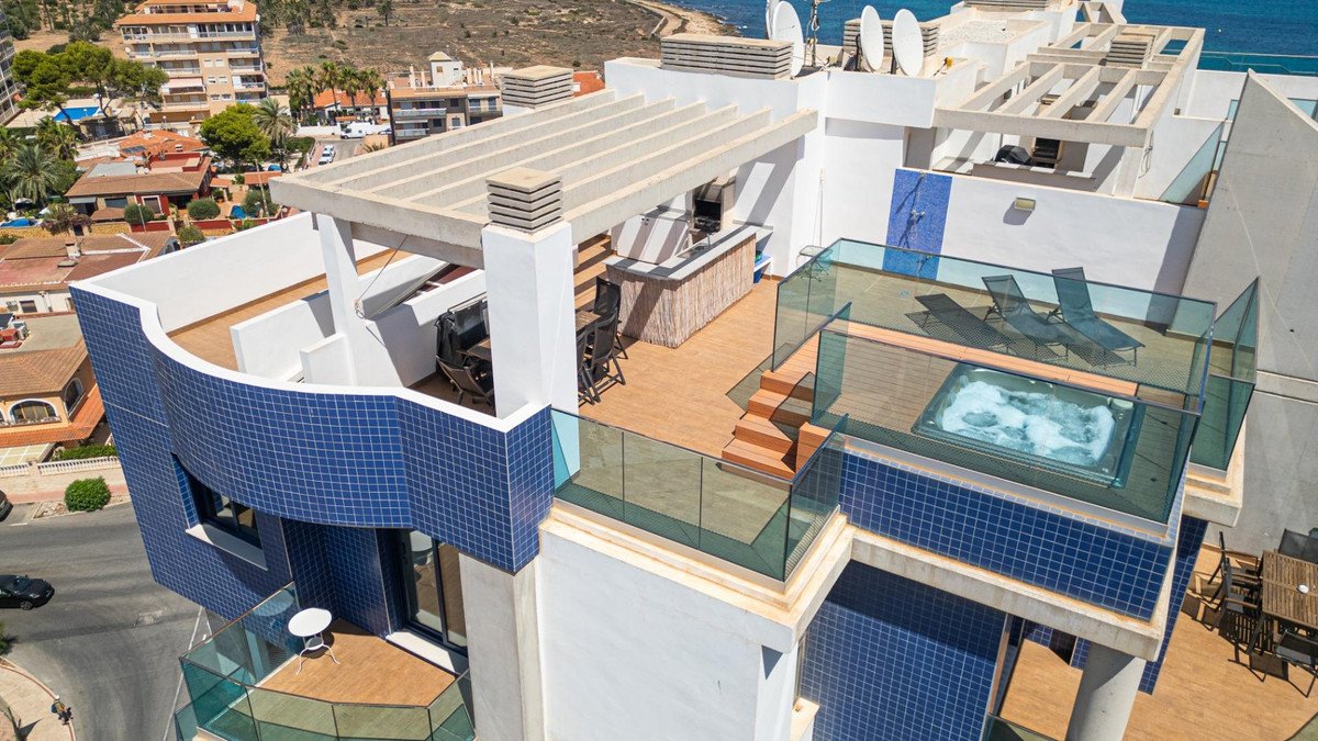 3 Bed Penthouse in Punta Prima