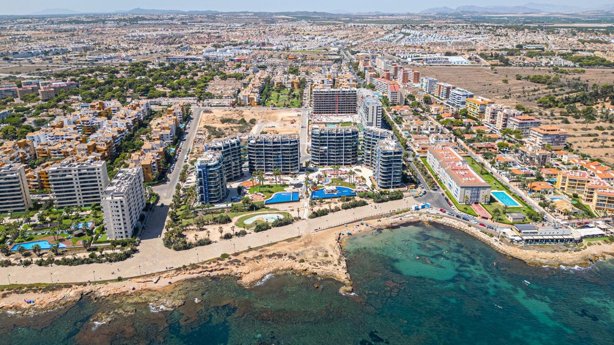 3 Bed Penthouse in Punta Prima