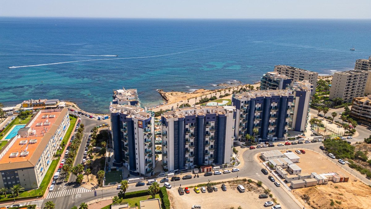 3 Bed Penthouse in Punta Prima