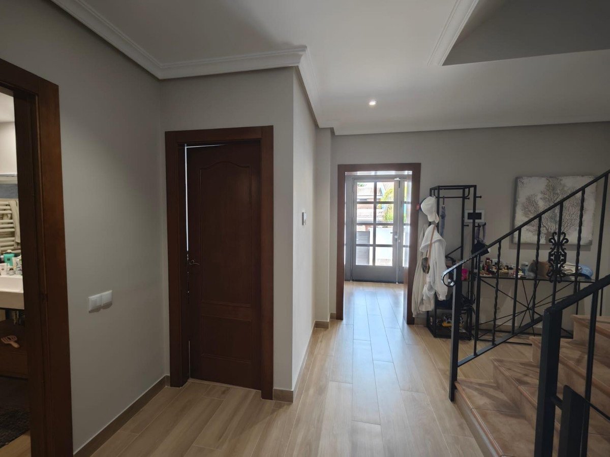 4 Bed Detached Villa in Campoamor