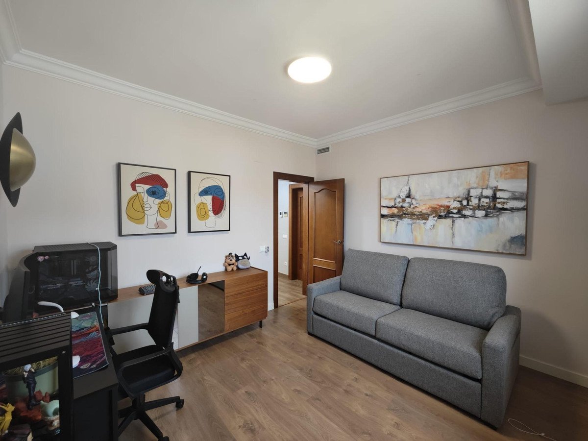 4 Bed Detached Villa in Campoamor
