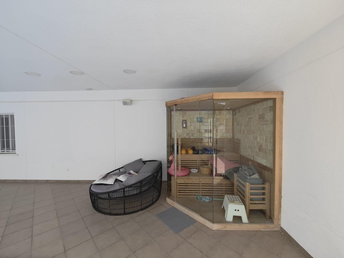 4 Bed Detached Villa in Campoamor