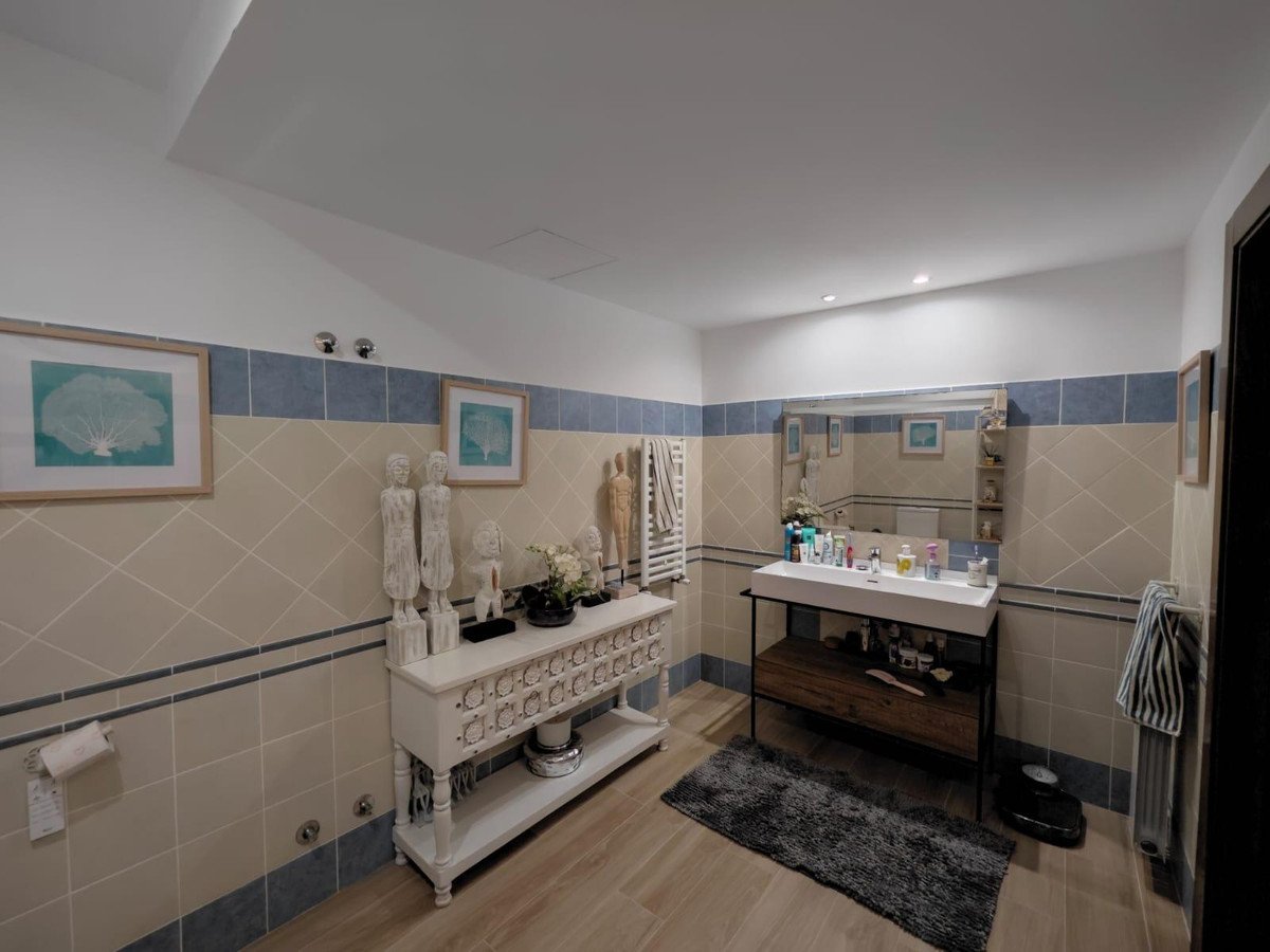 4 Bed Detached Villa in Campoamor