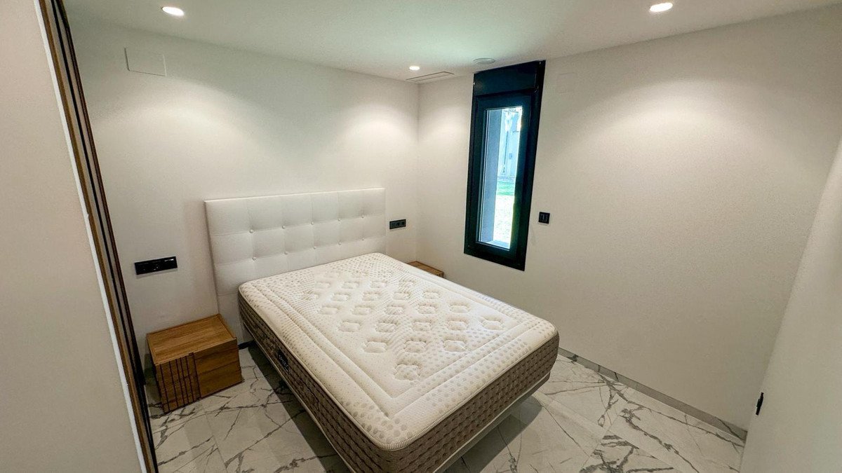 4 Bed Detached Villa in Orihuela Costa