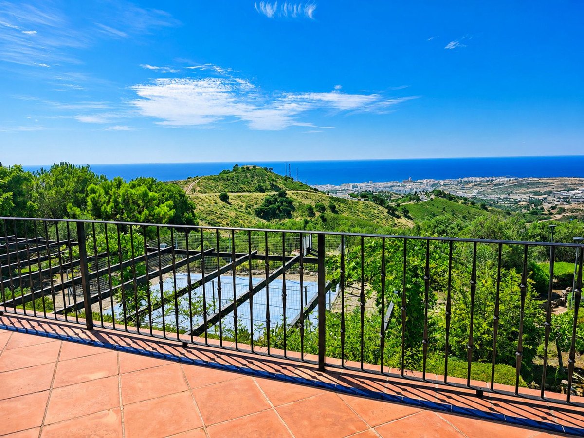6 Bed Finca - Cortijo in Estepona