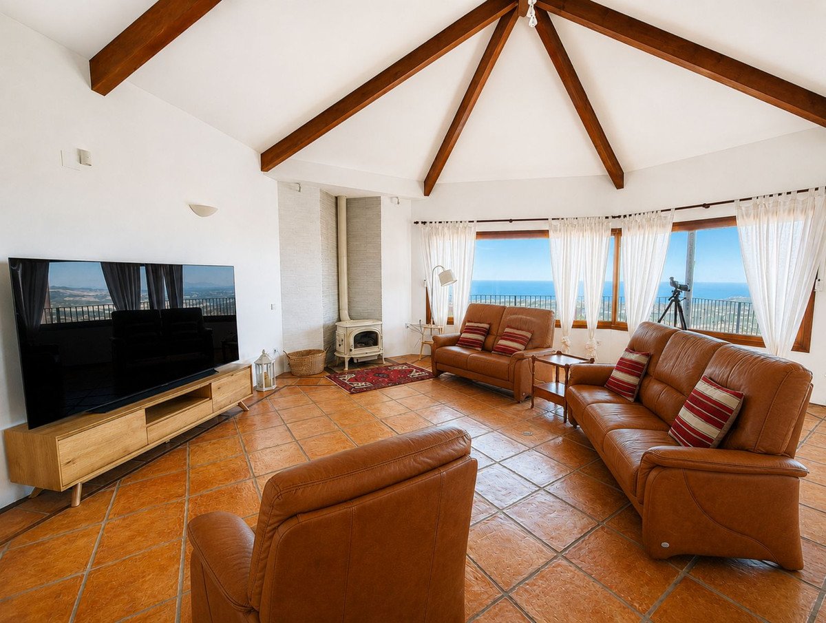 6 Bed Finca - Cortijo in Estepona