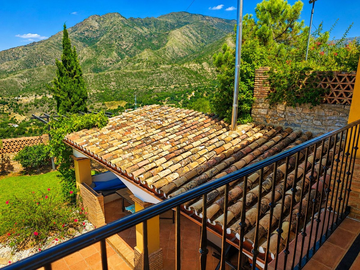 6 Bed Finca - Cortijo in Estepona