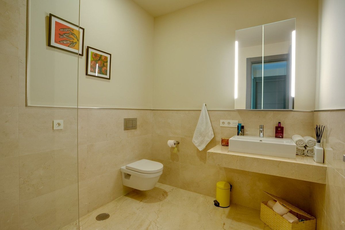 6 Bed Detached Villa in Los Arqueros
