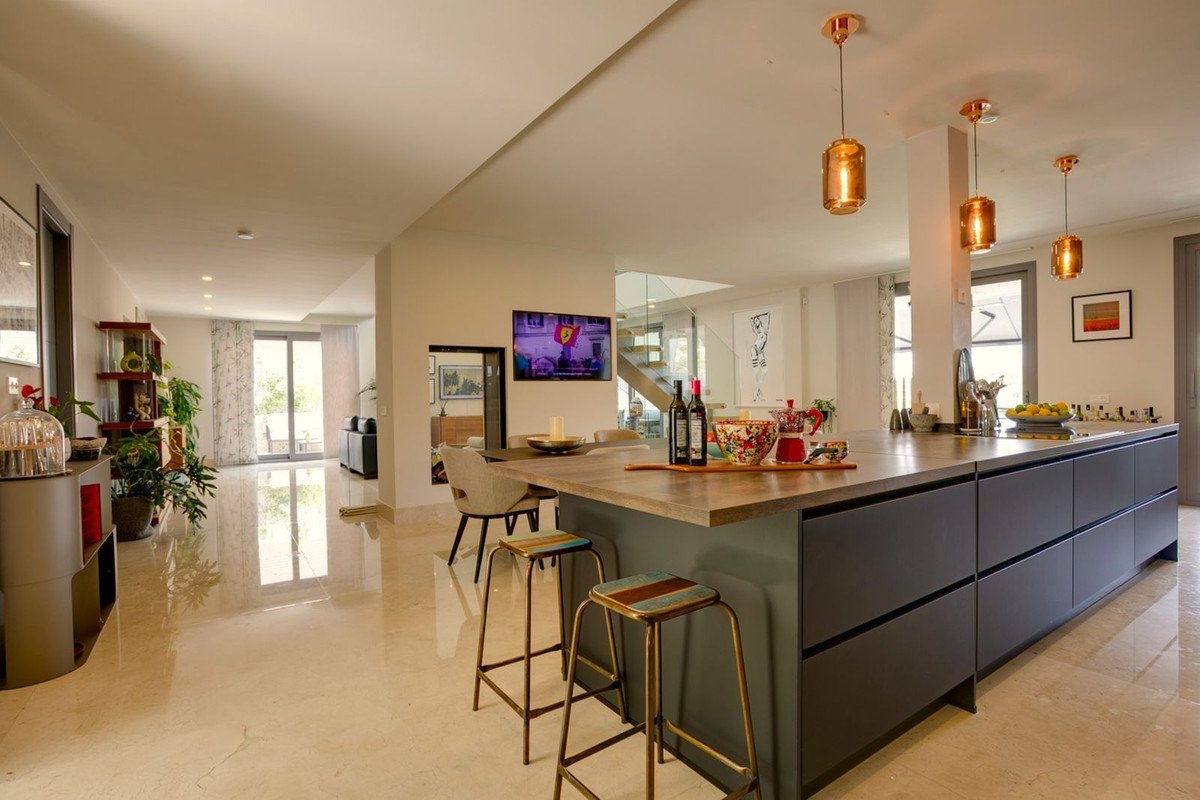 6 Bed Detached Villa in Los Arqueros