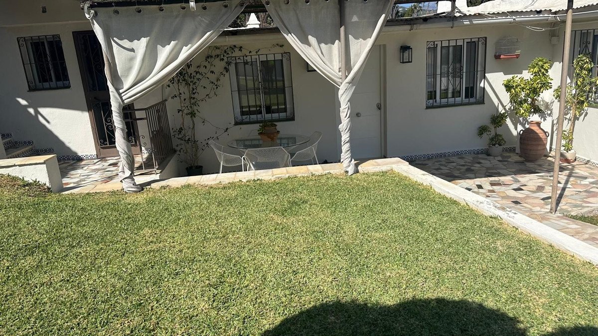 2 Bed Detached Villa in Valle del Sol