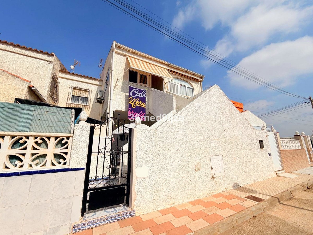 2 Bed Ground Floor Apartment in Los Alcazares