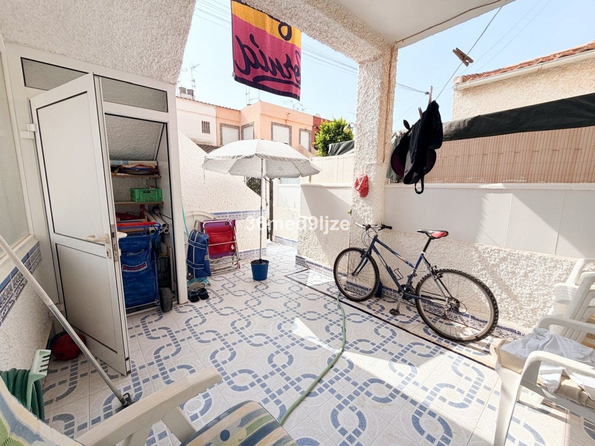 2 Bed Ground Floor Apartment in Los Alcazares