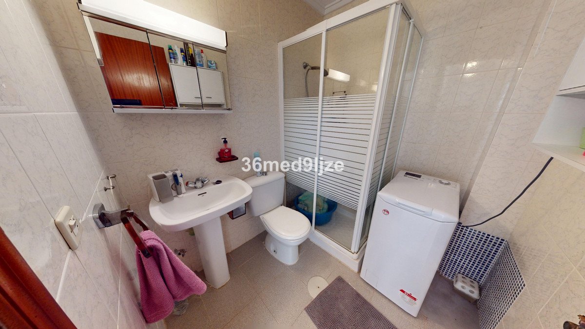 2 Bed Ground Floor Apartment in Los Alcazares