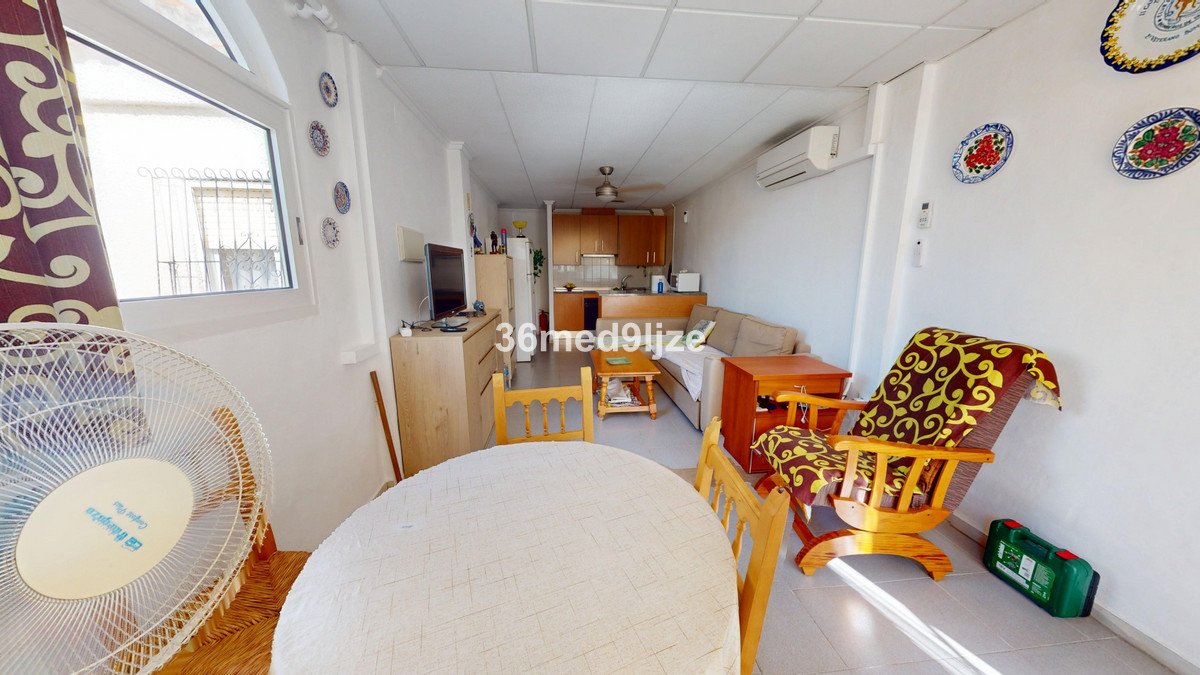 2 Bed Ground Floor Apartment in Los Alcazares