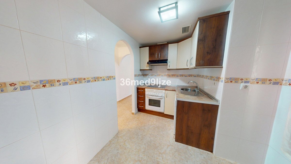 2 Bed Ground Floor Apartment in Los Alcazares