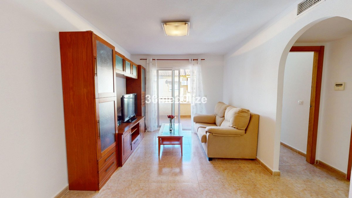 2 Bed Ground Floor Apartment in Los Alcazares