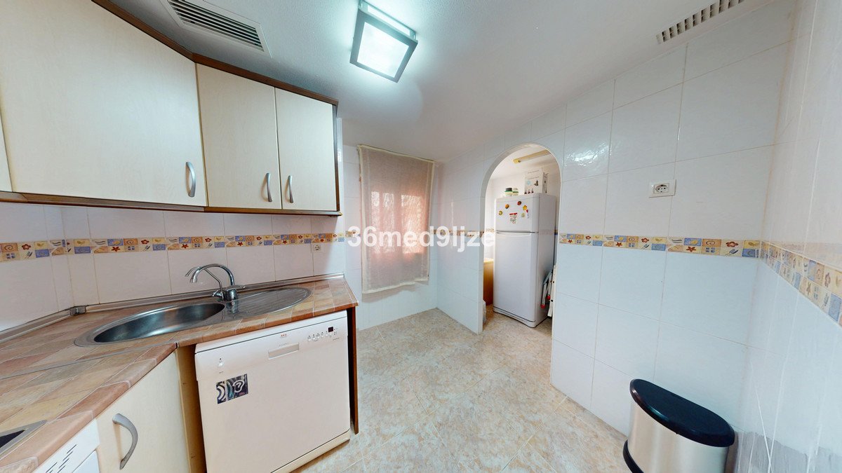 2 Bed Ground Floor Apartment in Los Alcazares