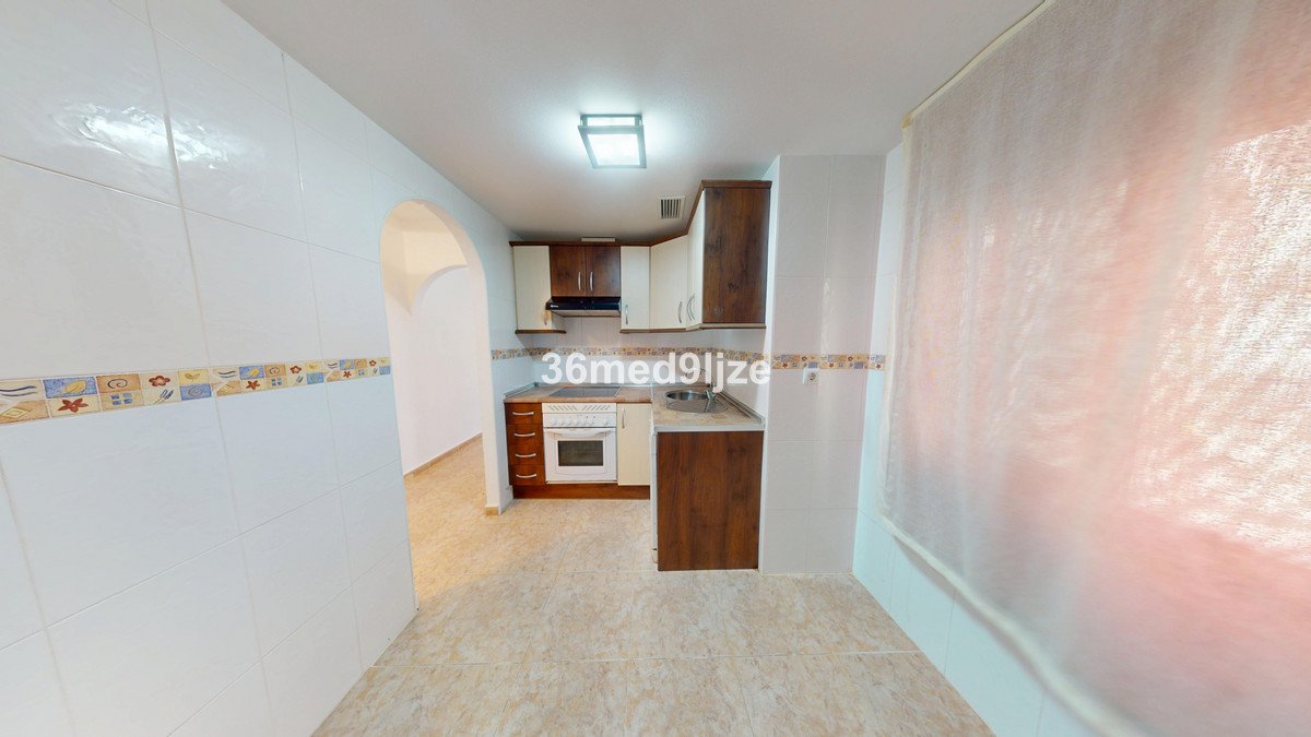 2 Bed Ground Floor Apartment in Los Alcazares