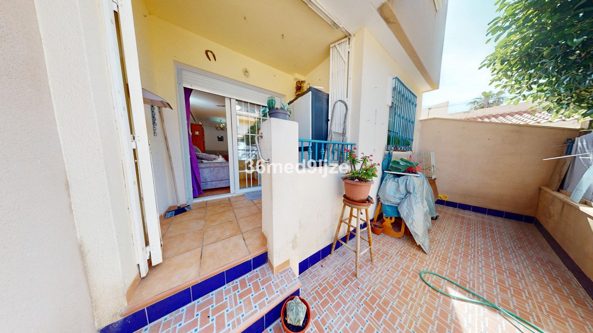 2 Bed Ground Floor Apartment in Los Alcazares