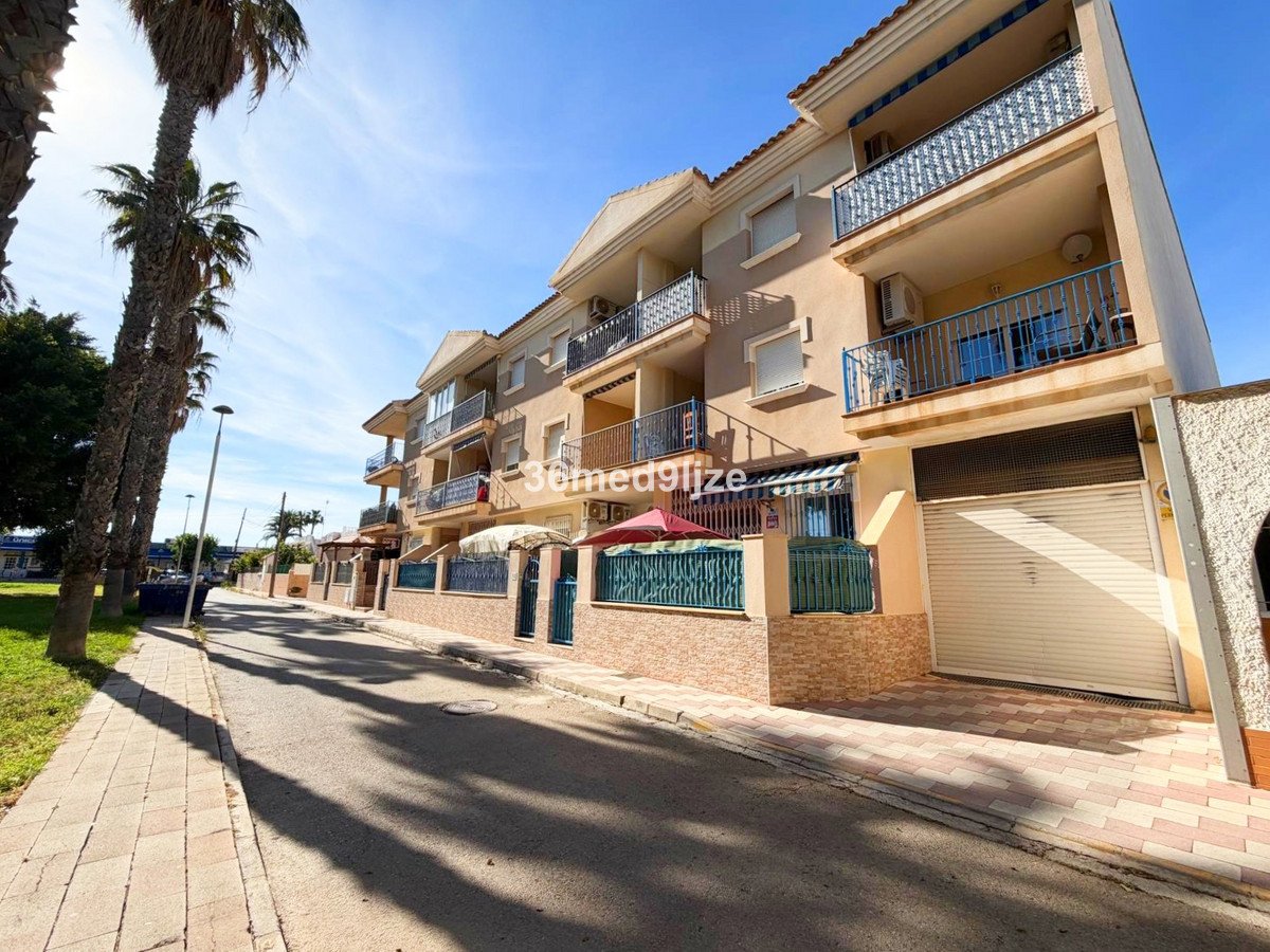 2 Bed Ground Floor Apartment in Los Alcazares