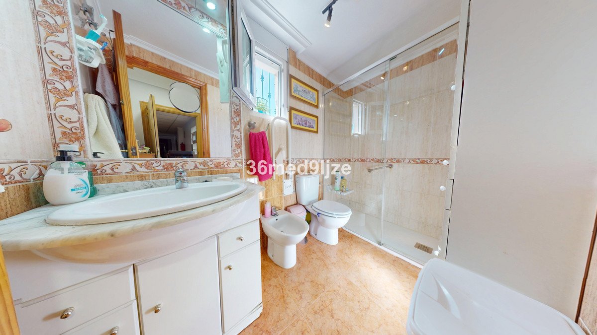 2 Bed Ground Floor Apartment in Los Alcazares