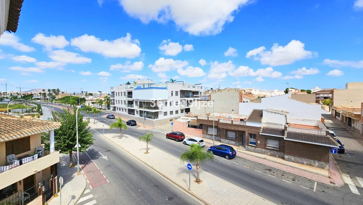 3 Bed Townhouse in Los Alcazares