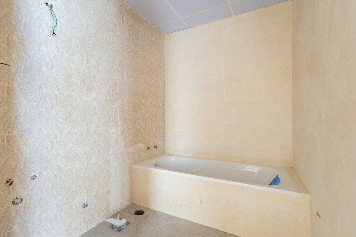 3 Bed Middle Floor Apartment in Cómpeta