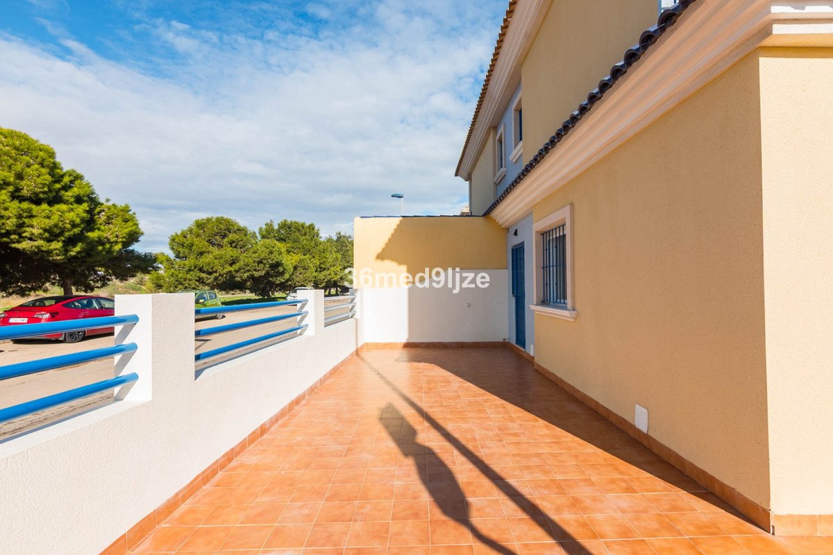 3 Bed Townhouse in Los Alcazares