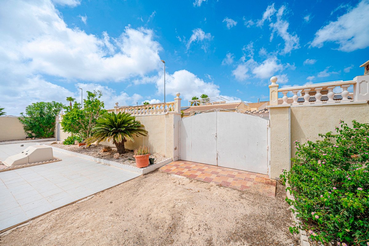 3 Bed Detached Villa in Ciudad Quesada