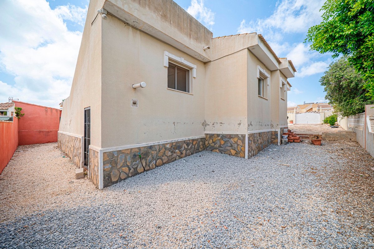 3 Bed Detached Villa in Ciudad Quesada