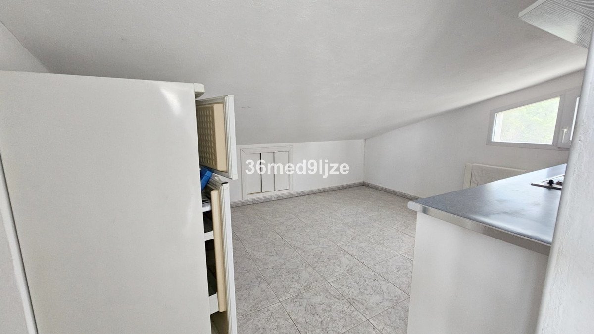 8 Bed Detached Villa in Los Alcazares