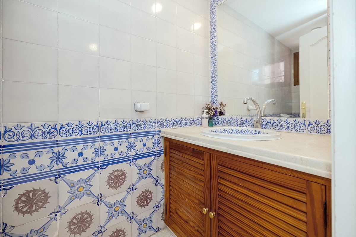 2 Bed Semi-Detached House in San Roque