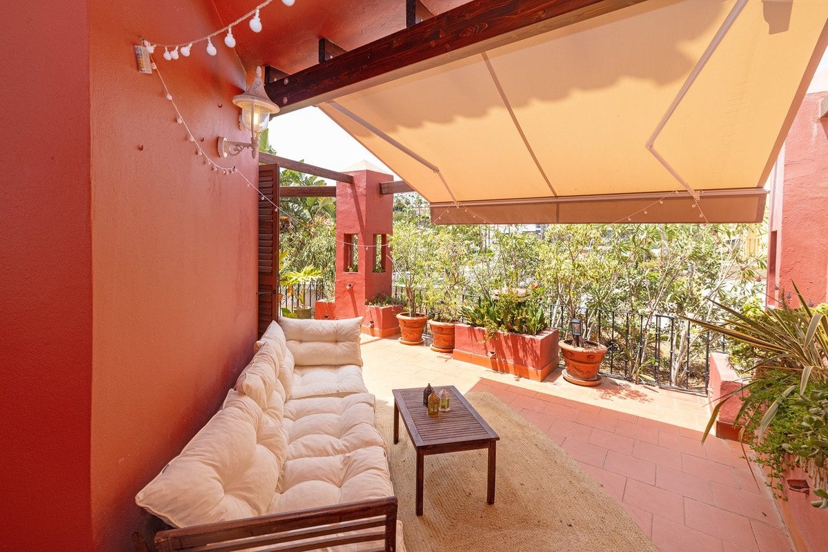 2 Bed Semi-Detached House in San Roque