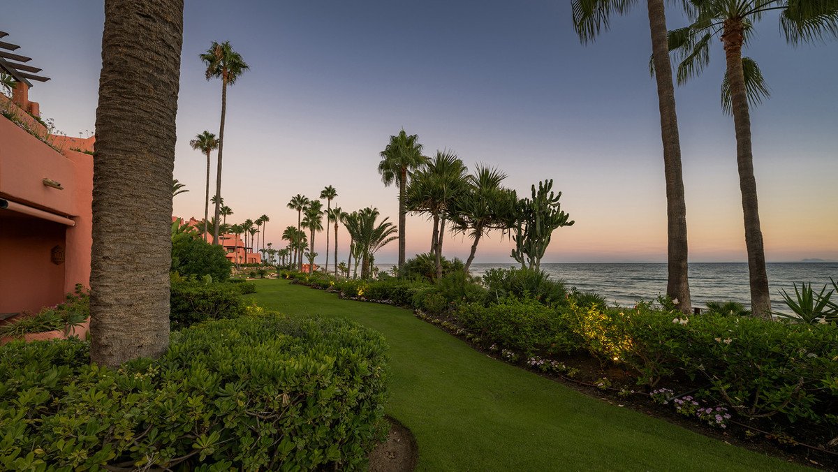 3 Bed Ground Floor Apartment in Estepona