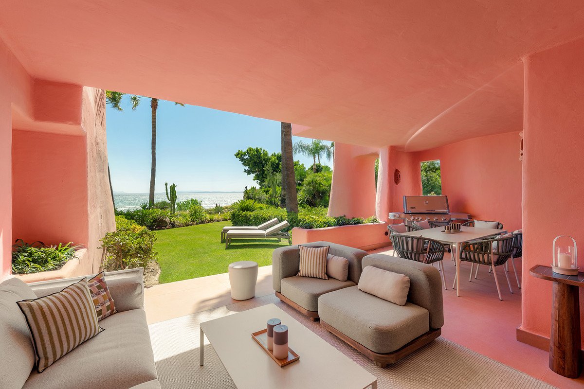 3 Bed Ground Floor Apartment in Estepona