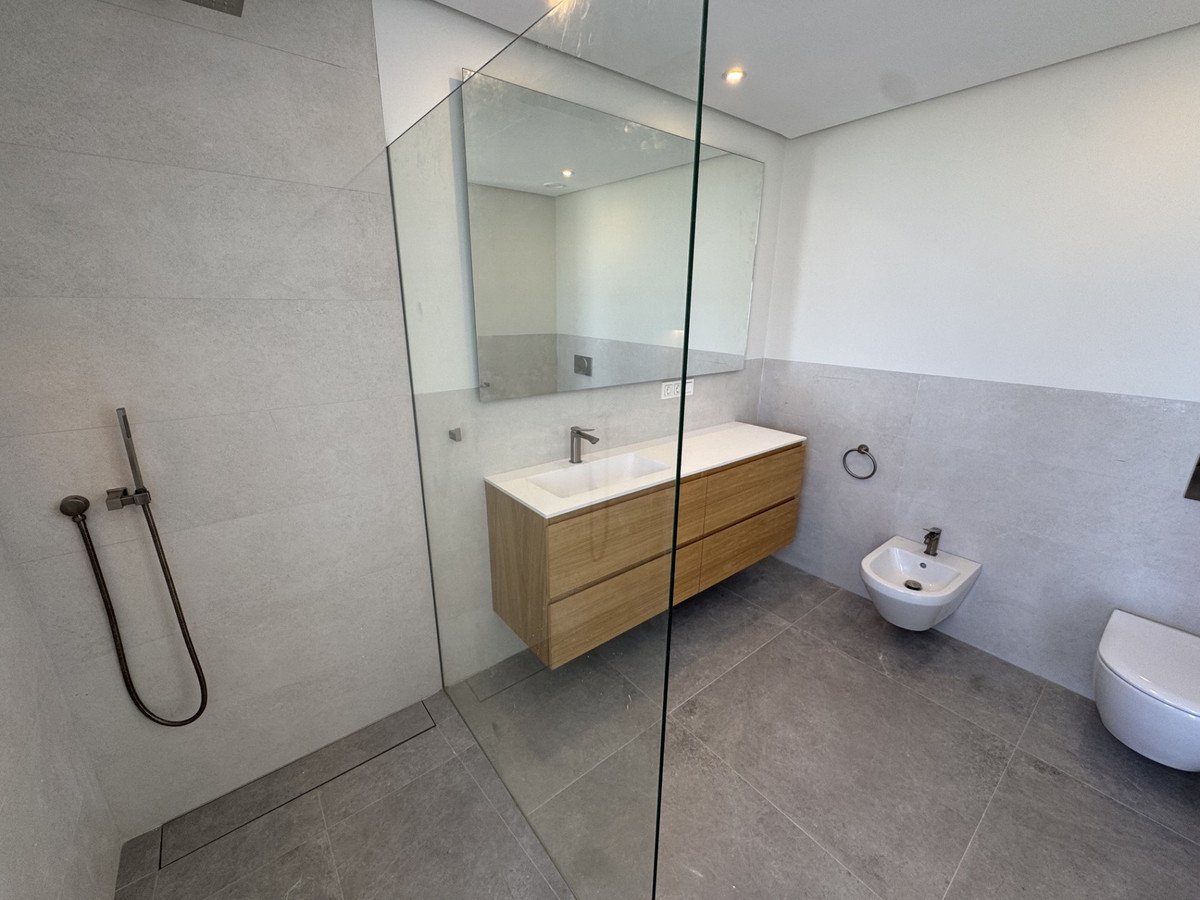 5 Bed Detached Villa in Benahavís