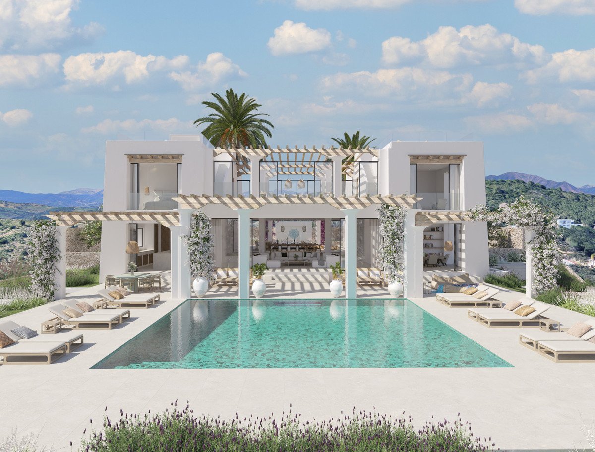 6 Bed Detached Villa in Sotogrande