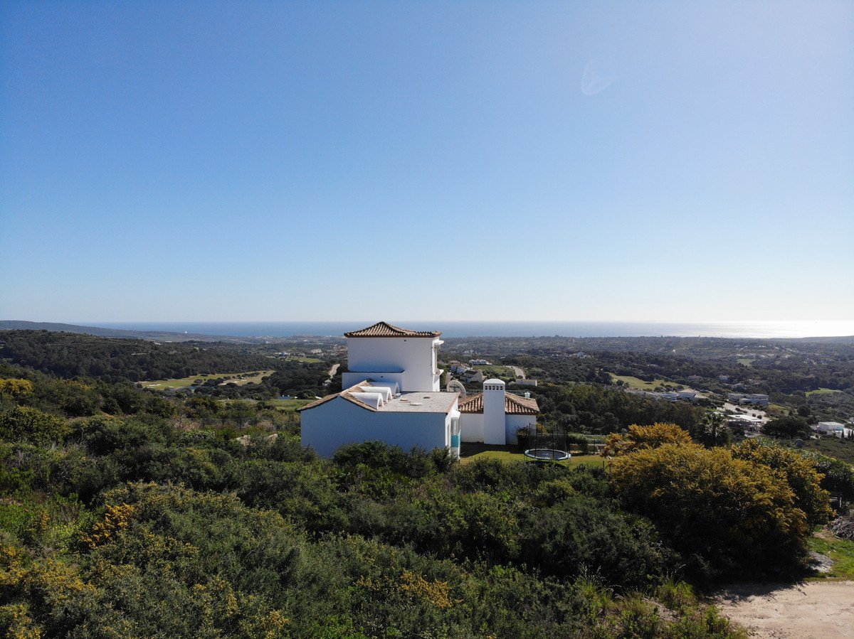 6 Bed Detached Villa in Sotogrande