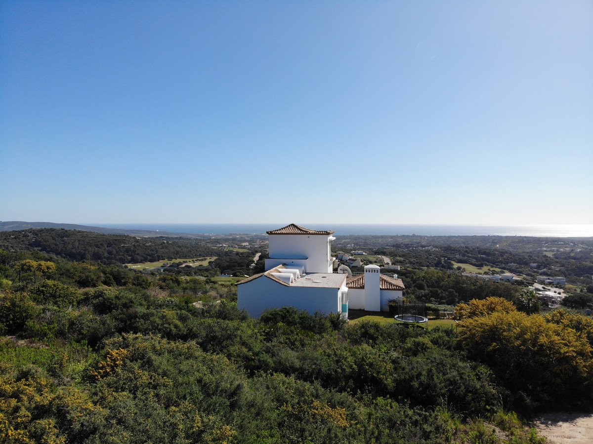 6 Bed Detached Villa in Sotogrande