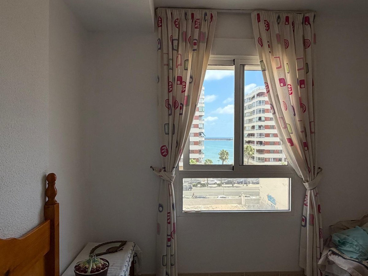 2 Bed Middle Floor Apartment in Torrevieja
